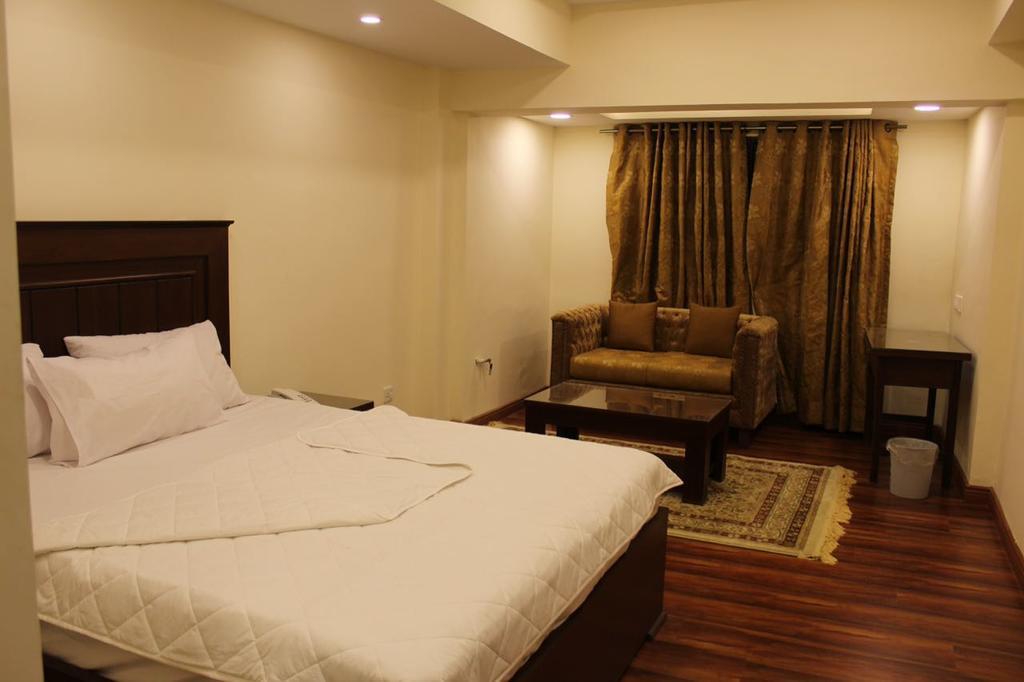 Hotel Diplomat Islamabad Luaran gambar