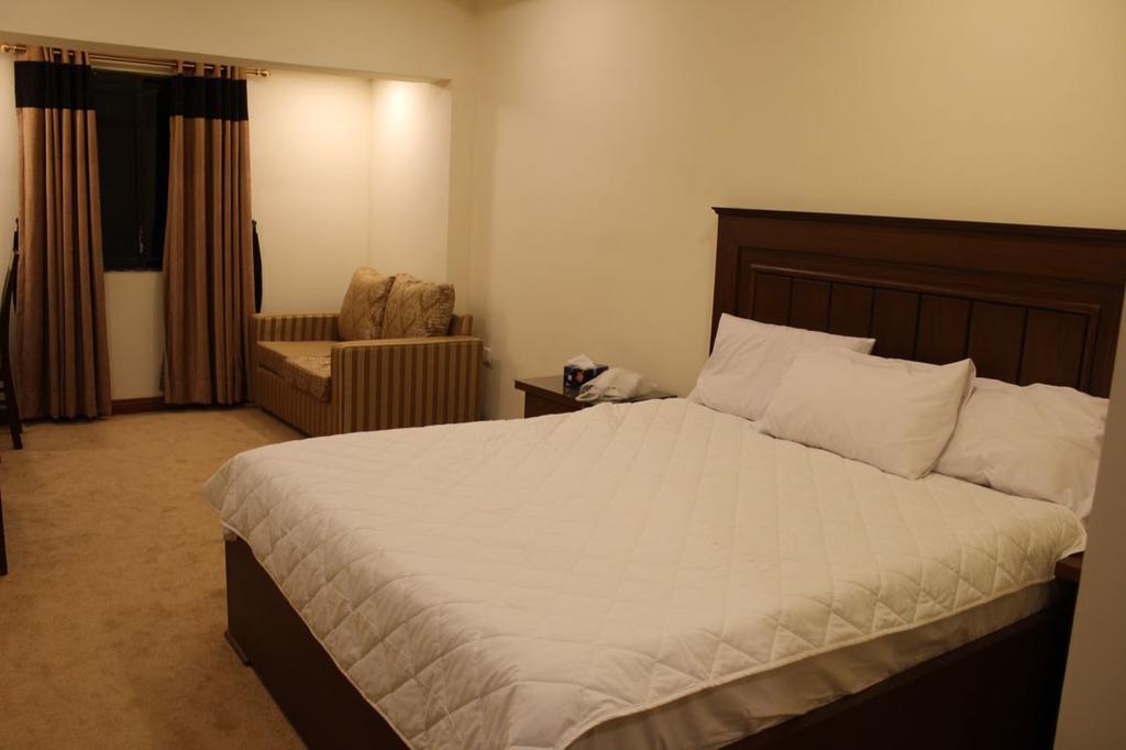 Hotel Diplomat Islamabad Luaran gambar