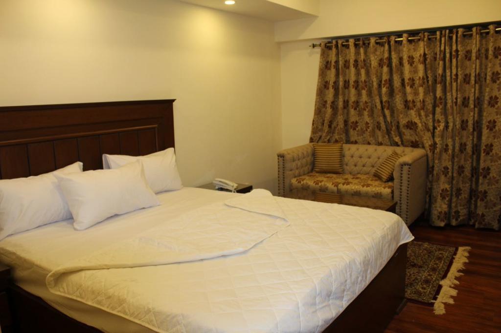 Hotel Diplomat Islamabad Luaran gambar