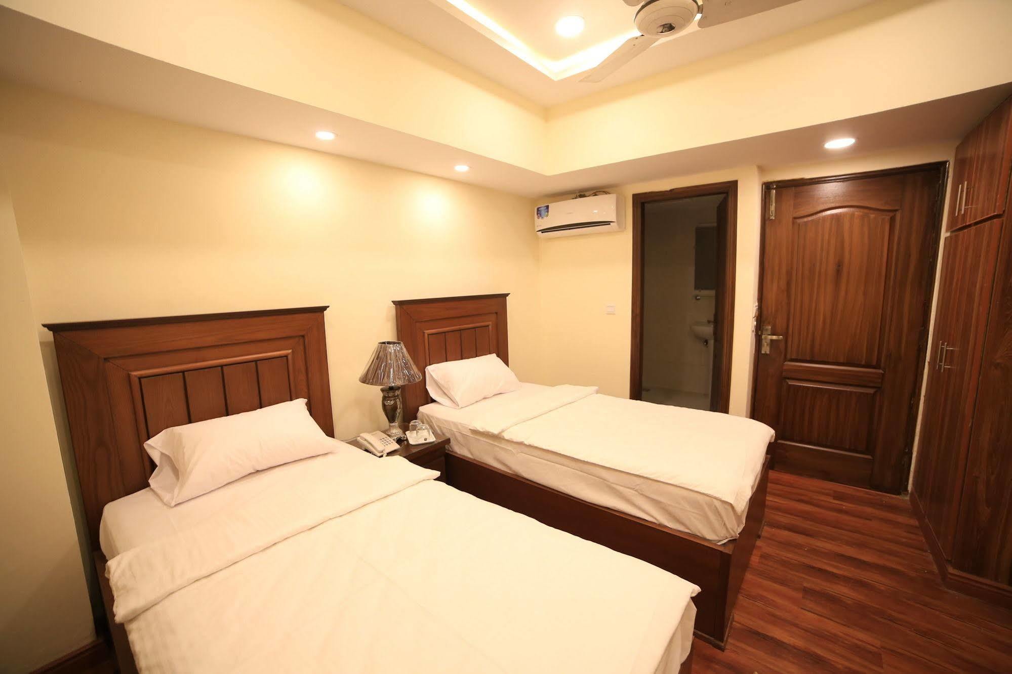 Hotel Diplomat Islamabad Luaran gambar