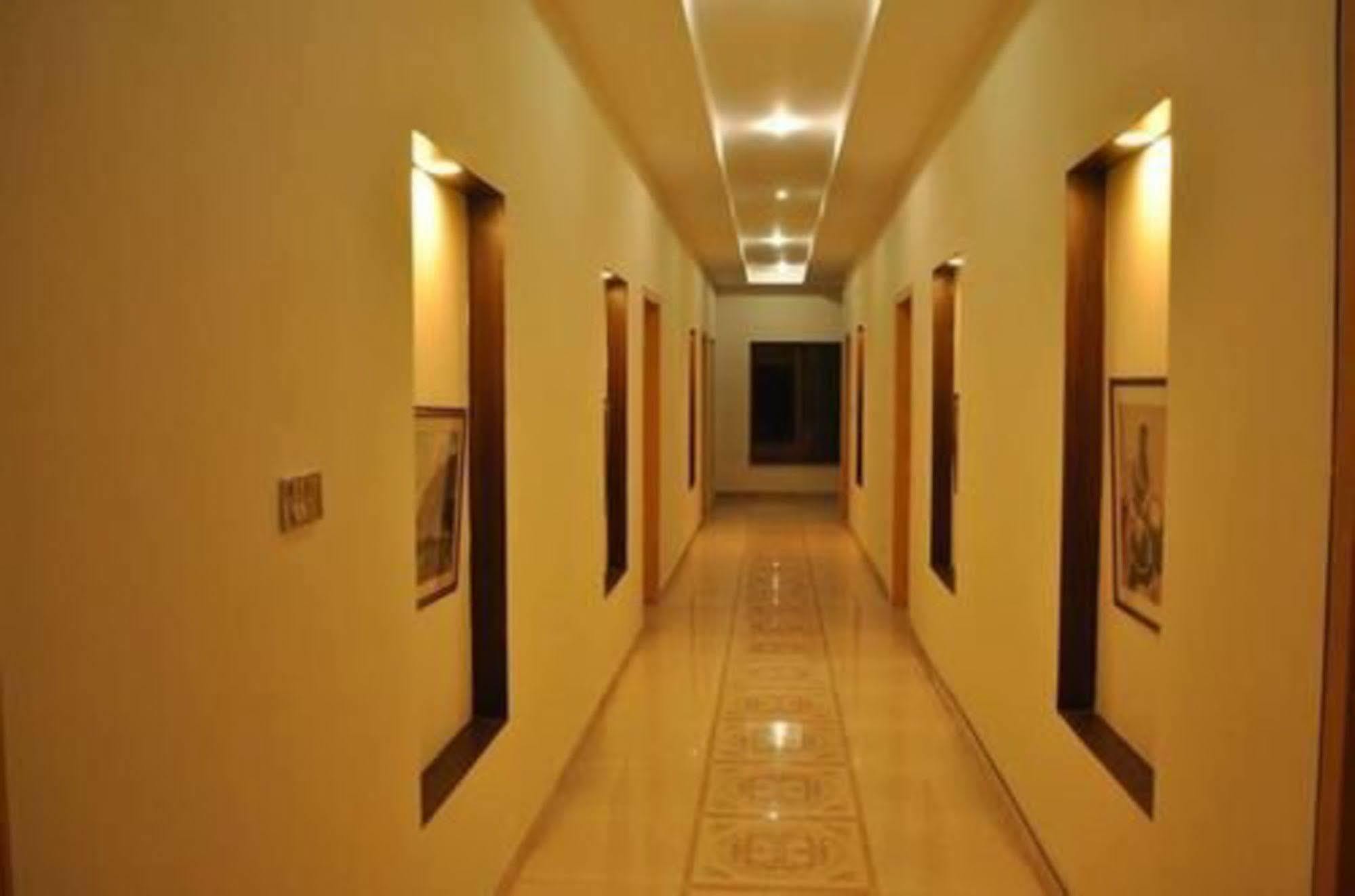 Hotel Diplomat Islamabad Luaran gambar
